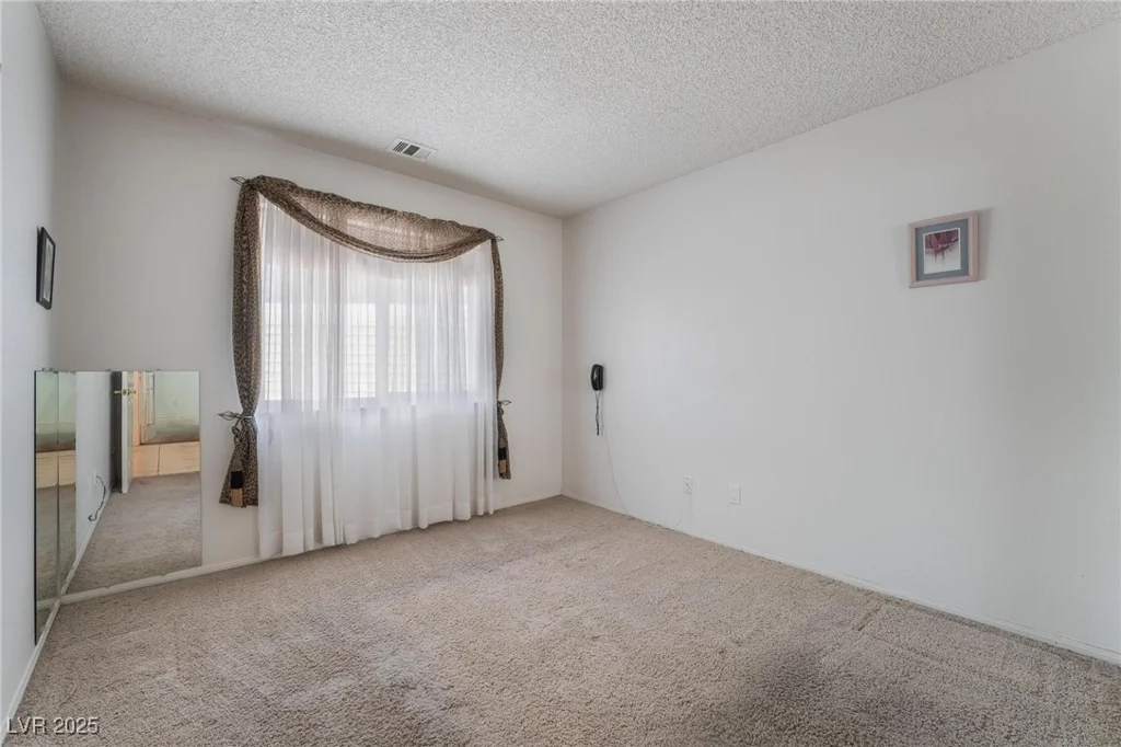 6356 Canyon Ridge, Las Vegas, NV 89108