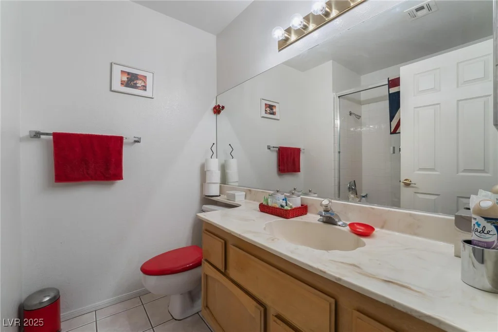 6356 Canyon Ridge, Las Vegas, NV 89108