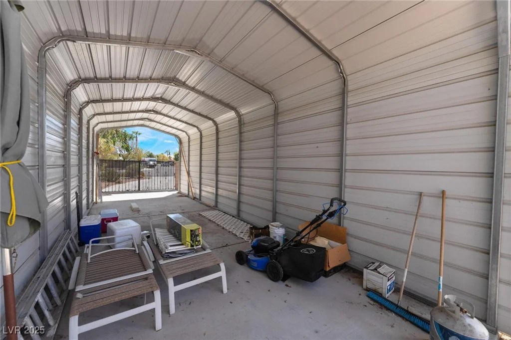 6356 Canyon Ridge, Las Vegas, NV 89108