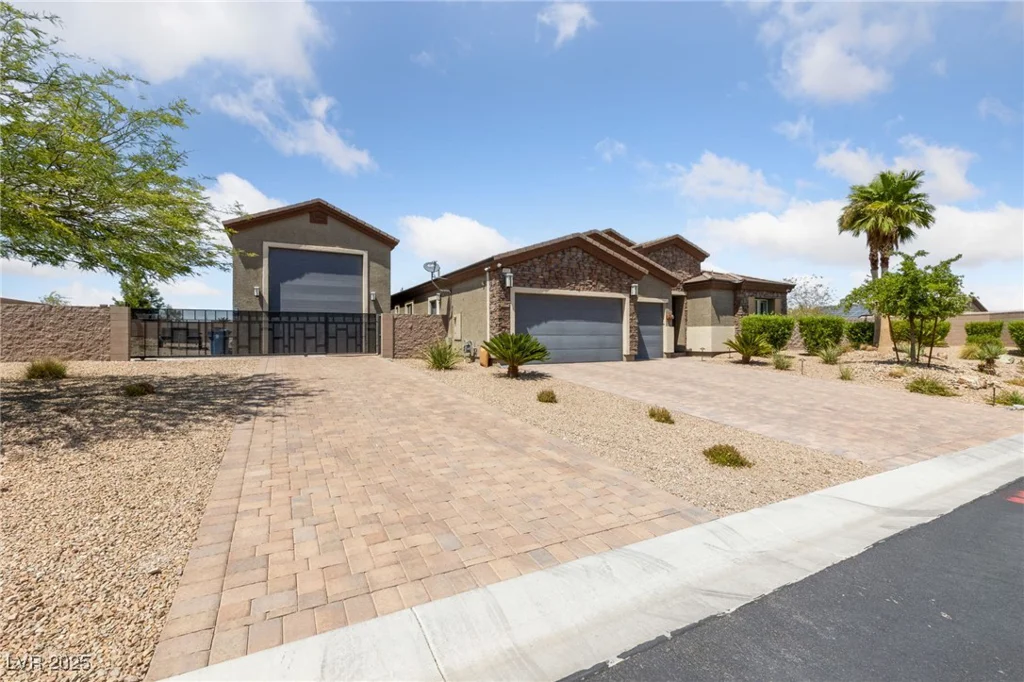 9090 Wing Shadow, Las Vegas, NV 89129