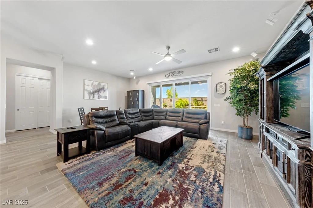 9090 Wing Shadow, Las Vegas, NV 89129
