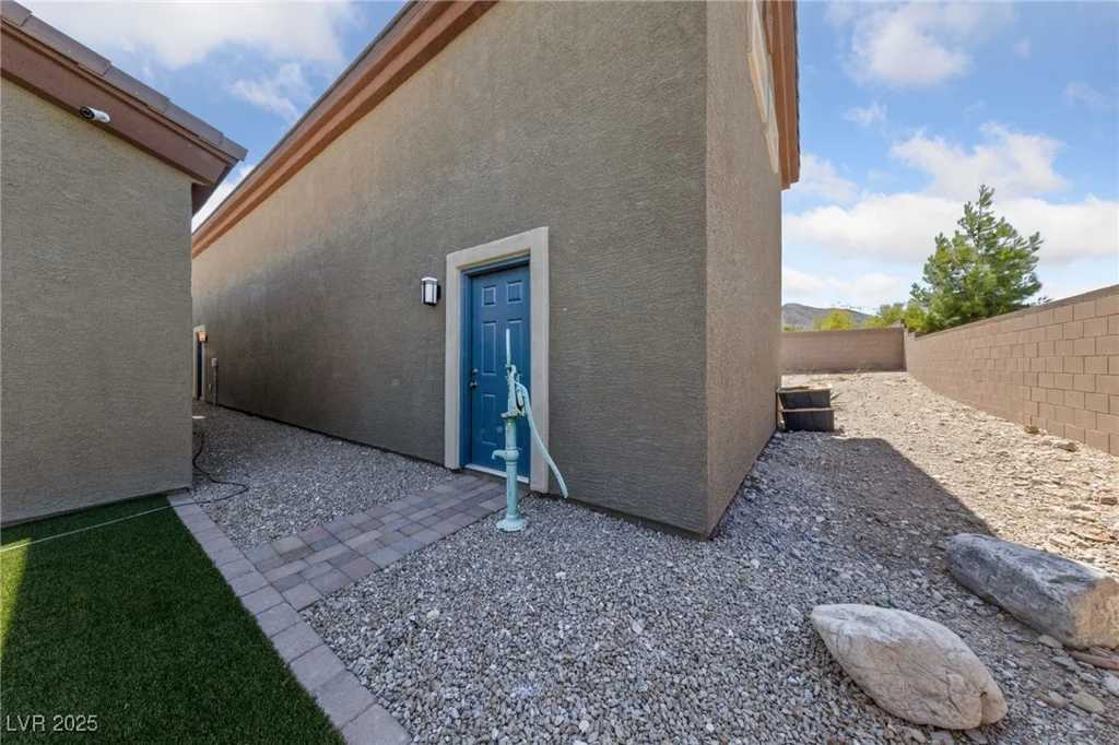 9090 Wing Shadow, Las Vegas, NV 89129