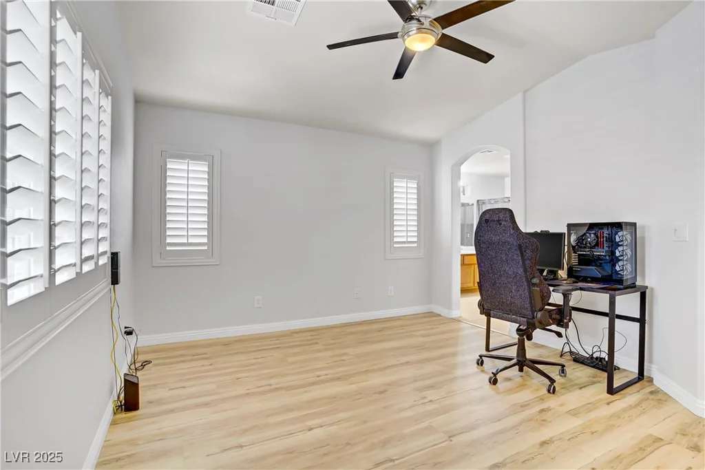 10375 Madagascar Palm, Las Vegas, NV 89141