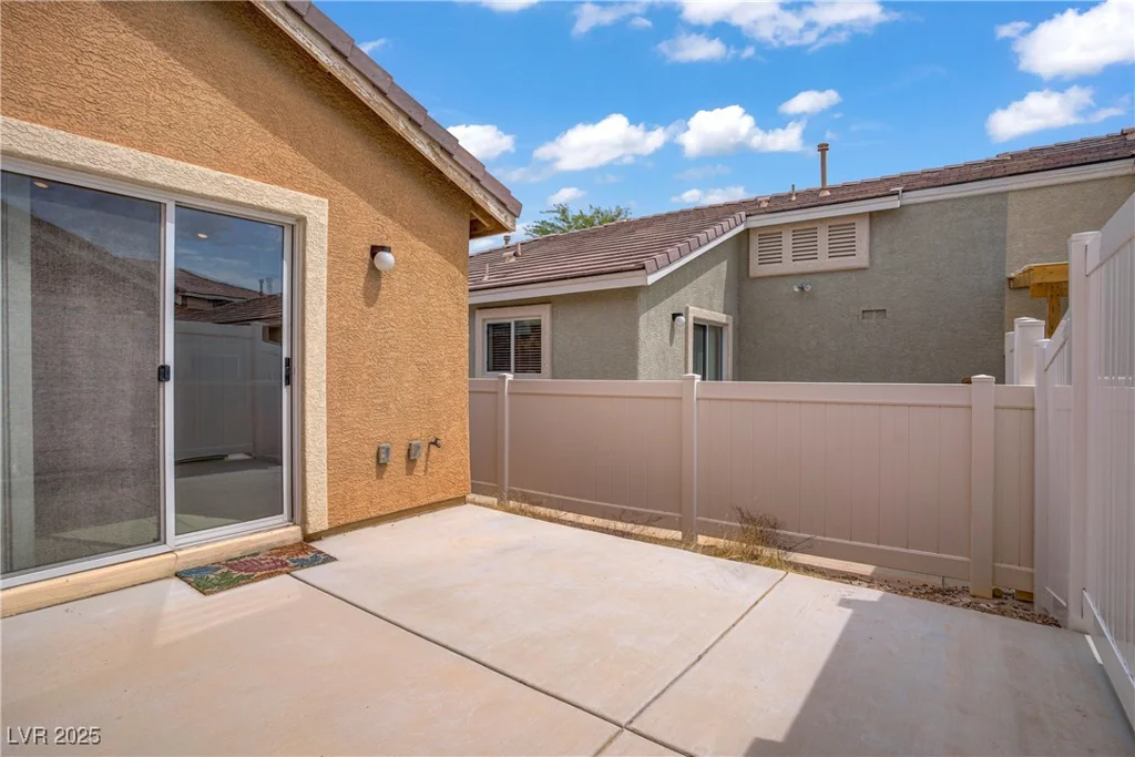 10375 Madagascar Palm, Las Vegas, NV 89141