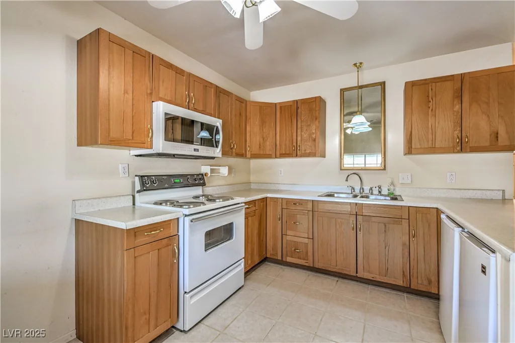626 Kimberly, Pahrump, NV 89060