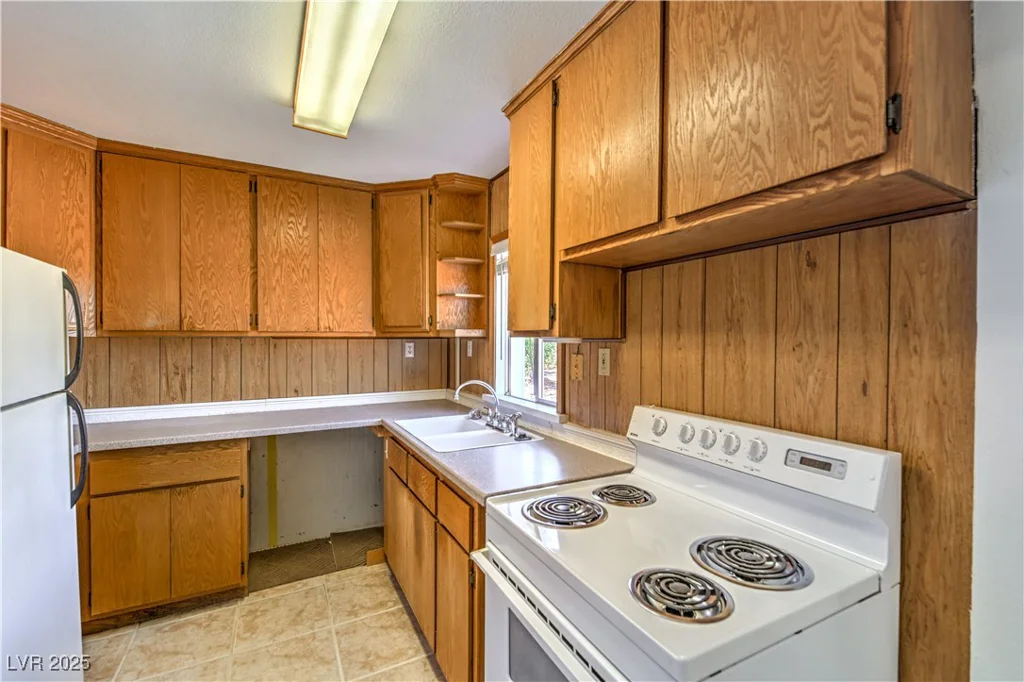 626 Kimberly, Pahrump, NV 89060