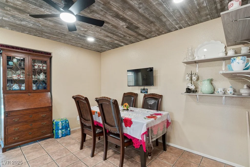 3365 Othello, Las Vegas, NV 89121