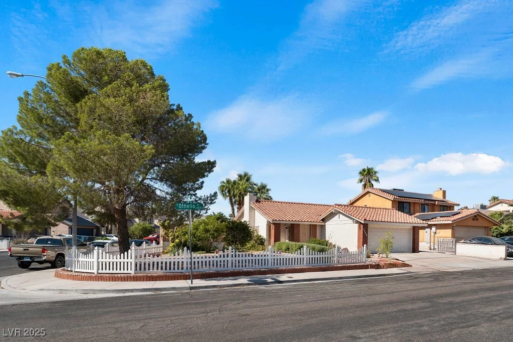 3365 Othello, Las Vegas, NV 89121