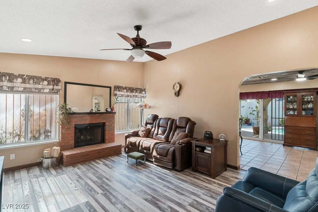 3365 Othello, Las Vegas, NV 89121