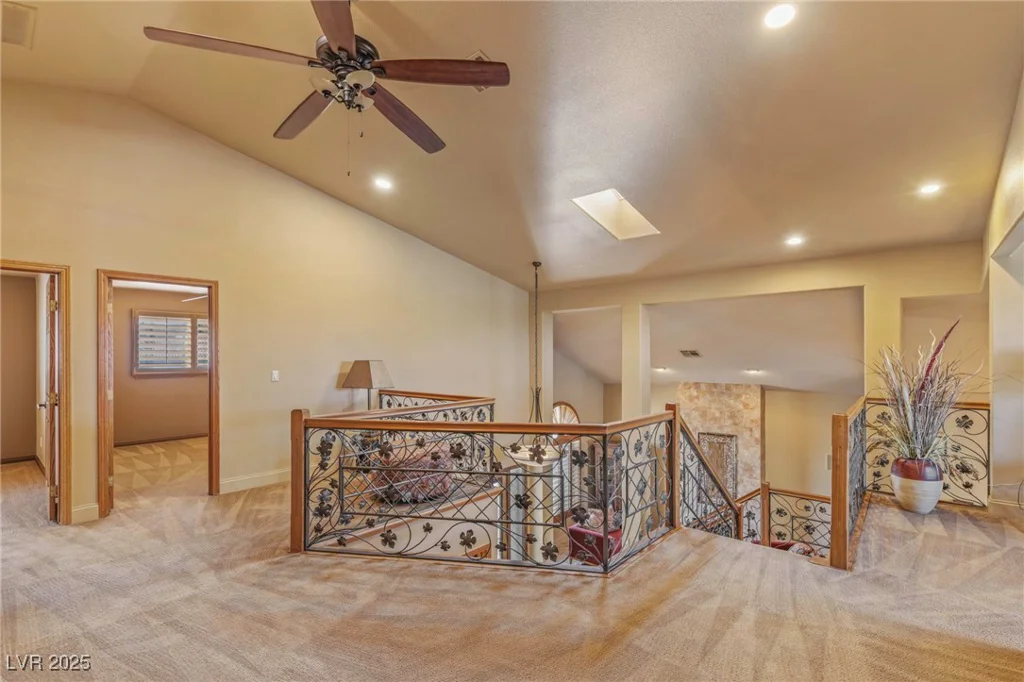 9520 Desert Crest, Las Vegas, NV 89129