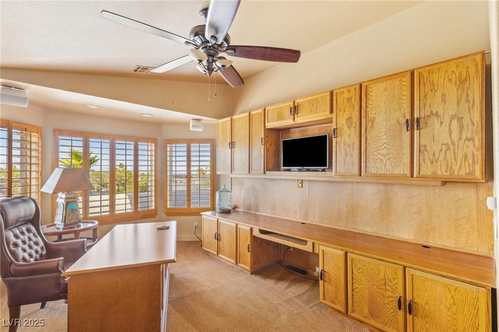 9520 Desert Crest, Las Vegas, NV 89129