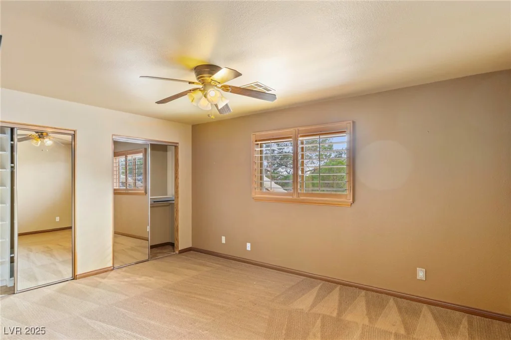 9520 Desert Crest, Las Vegas, NV 89129