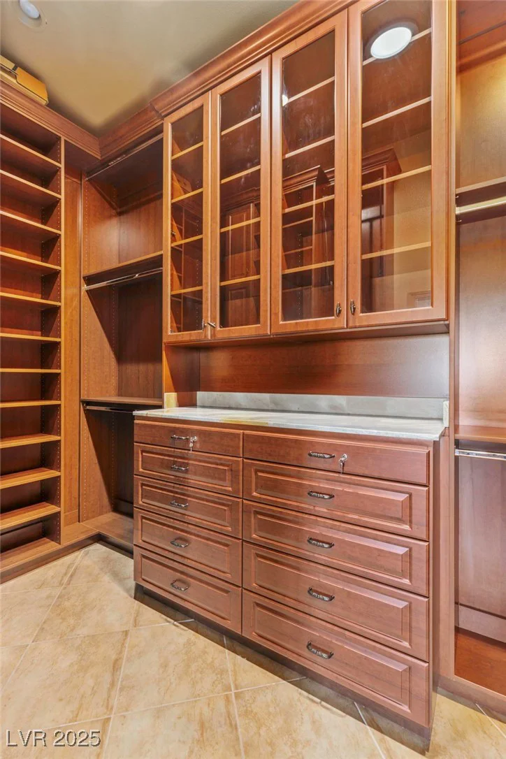 9520 Desert Crest, Las Vegas, NV 89129
