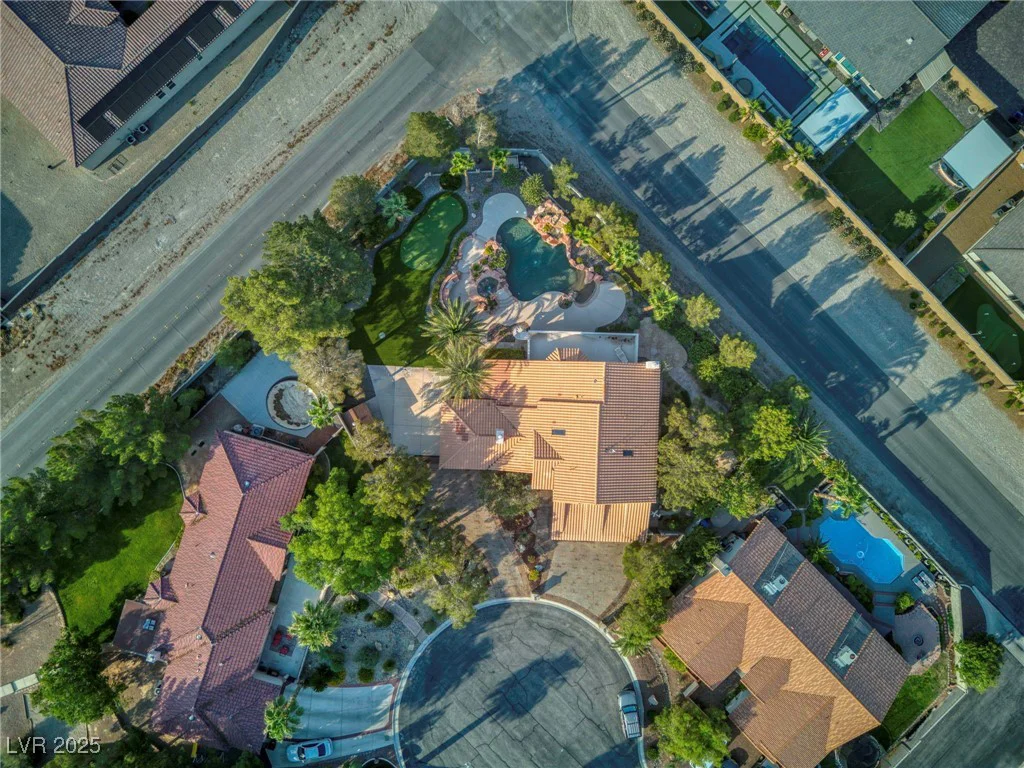 9520 Desert Crest, Las Vegas, NV 89129