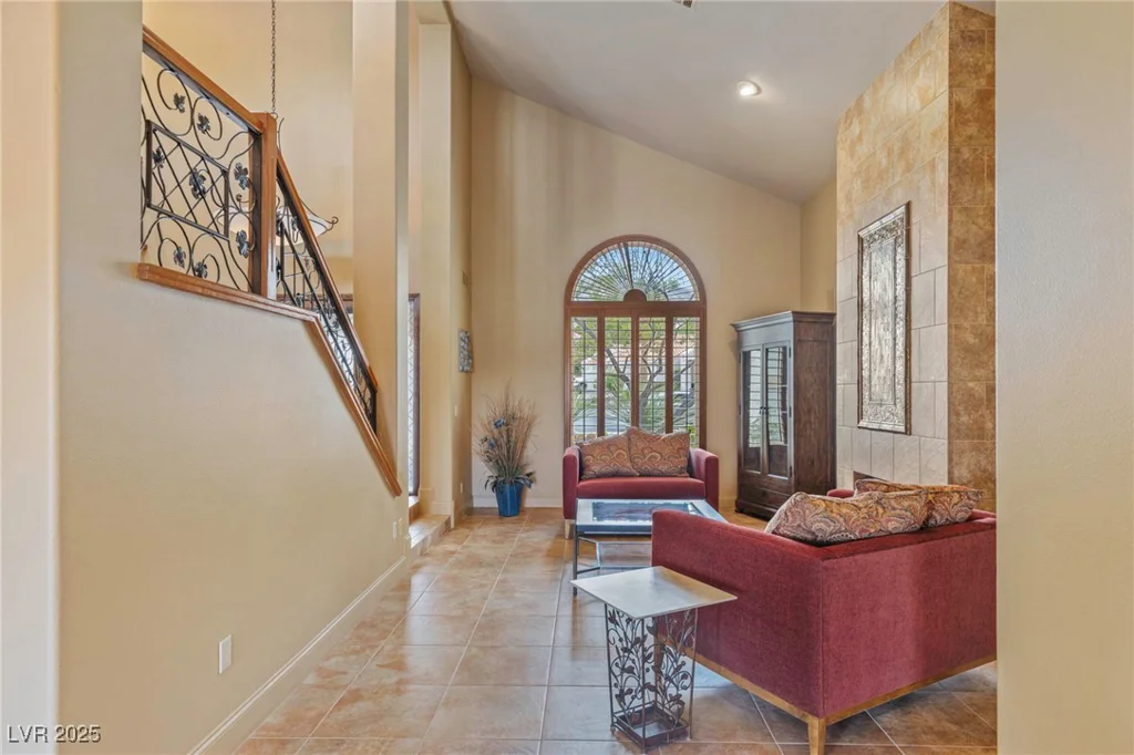 9520 Desert Crest, Las Vegas, NV 89129
