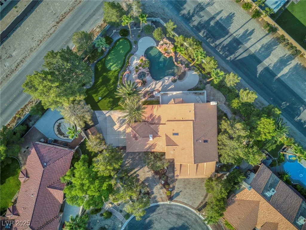 9520 Desert Crest, Las Vegas, NV 89129