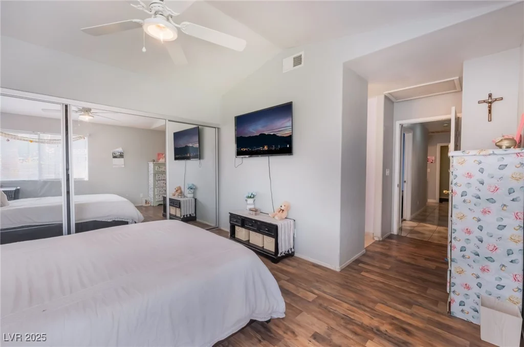 4601 Fireside, Las Vegas, NV 89110