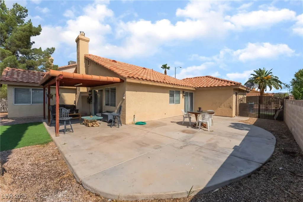 4601 Fireside, Las Vegas, NV 89110