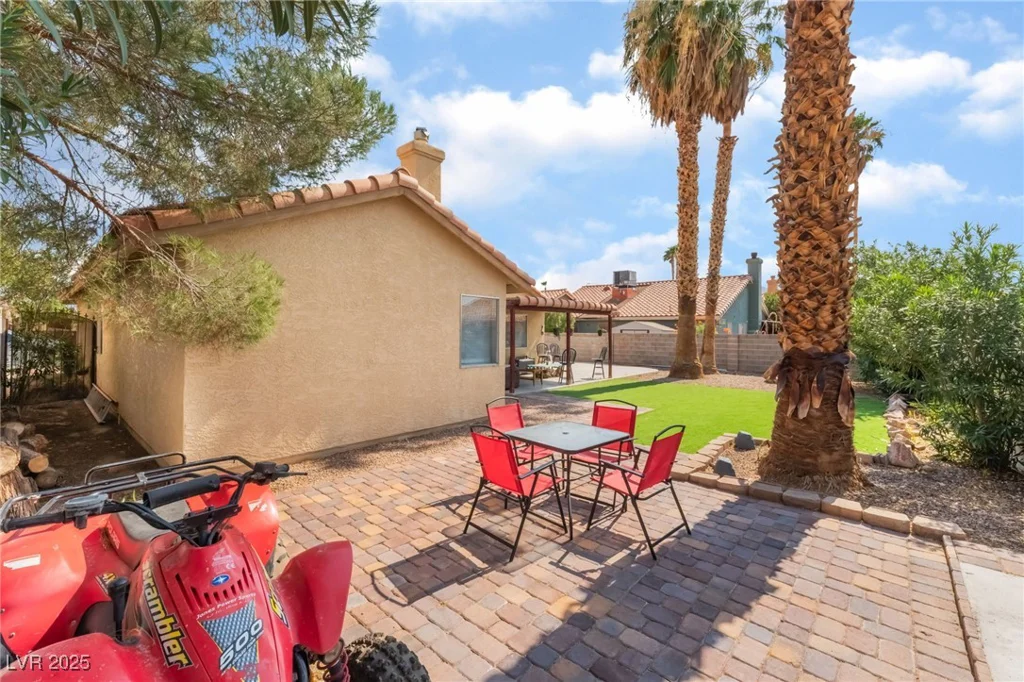 4601 Fireside, Las Vegas, NV 89110