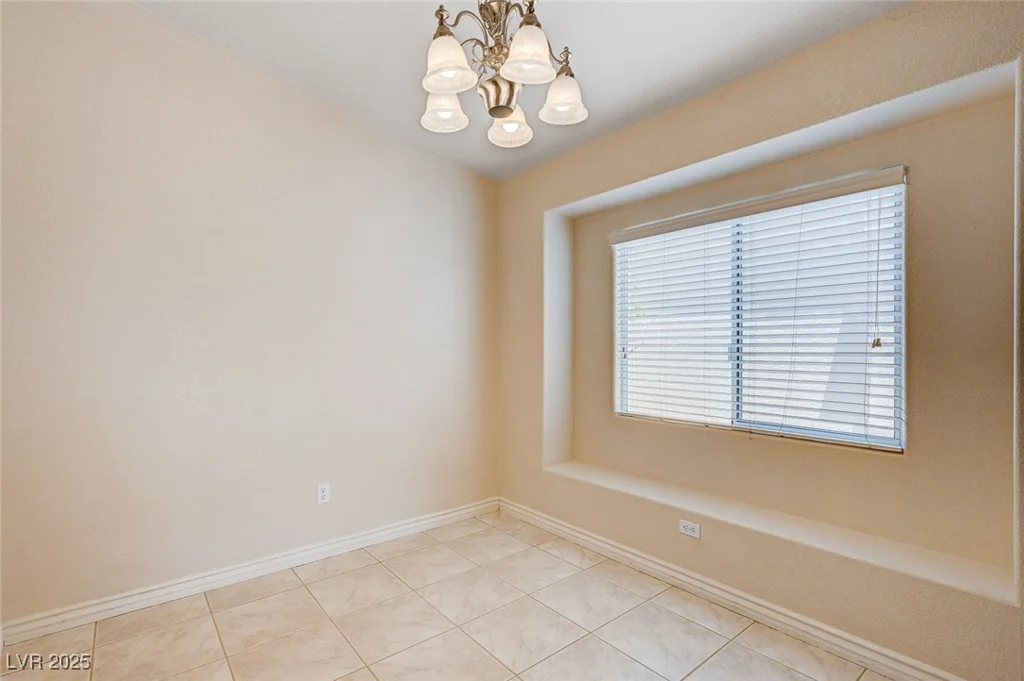 10717 Hunter Mountain, Las Vegas, NV 89129