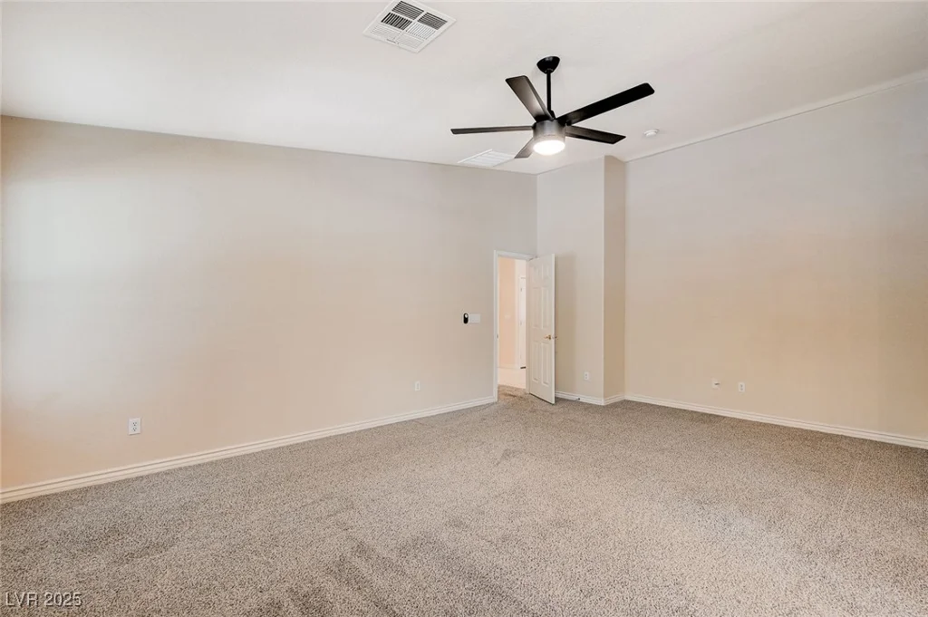 10717 Hunter Mountain, Las Vegas, NV 89129