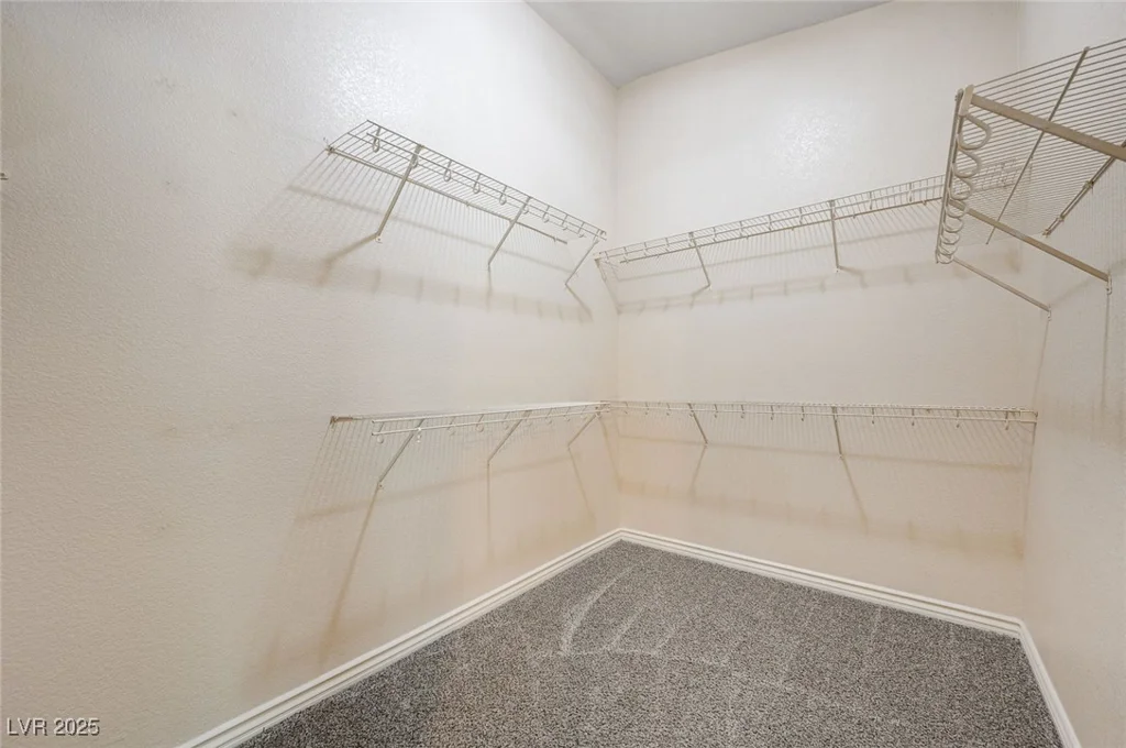 10717 Hunter Mountain, Las Vegas, NV 89129