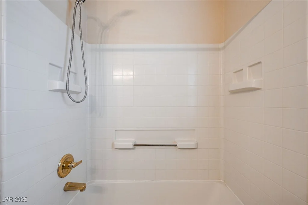 10717 Hunter Mountain, Las Vegas, NV 89129