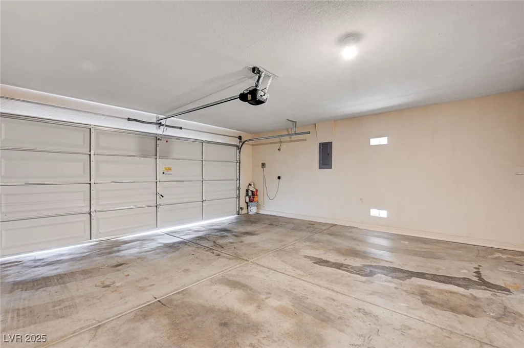 10717 Hunter Mountain, Las Vegas, NV 89129