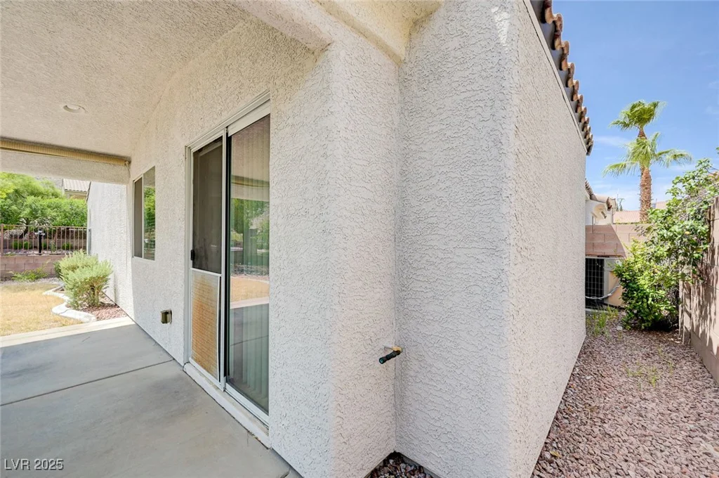 10717 Hunter Mountain, Las Vegas, NV 89129