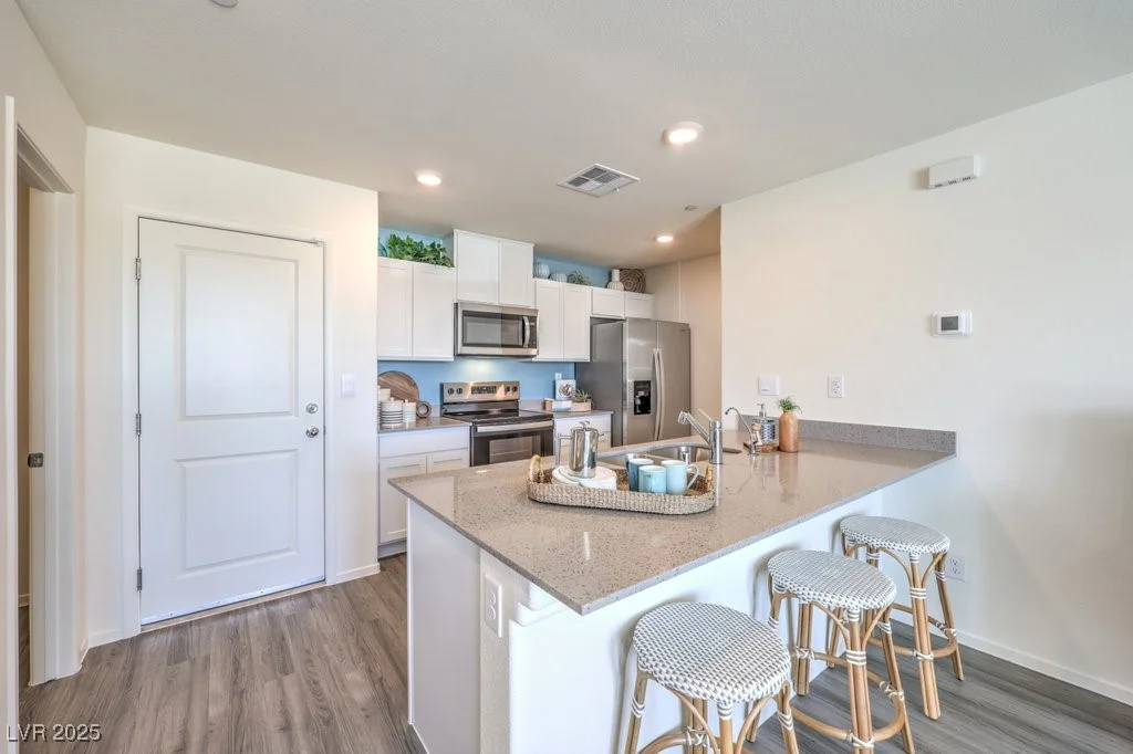 6149 Hibiscus Garden, North Las Vegas, NV 89081