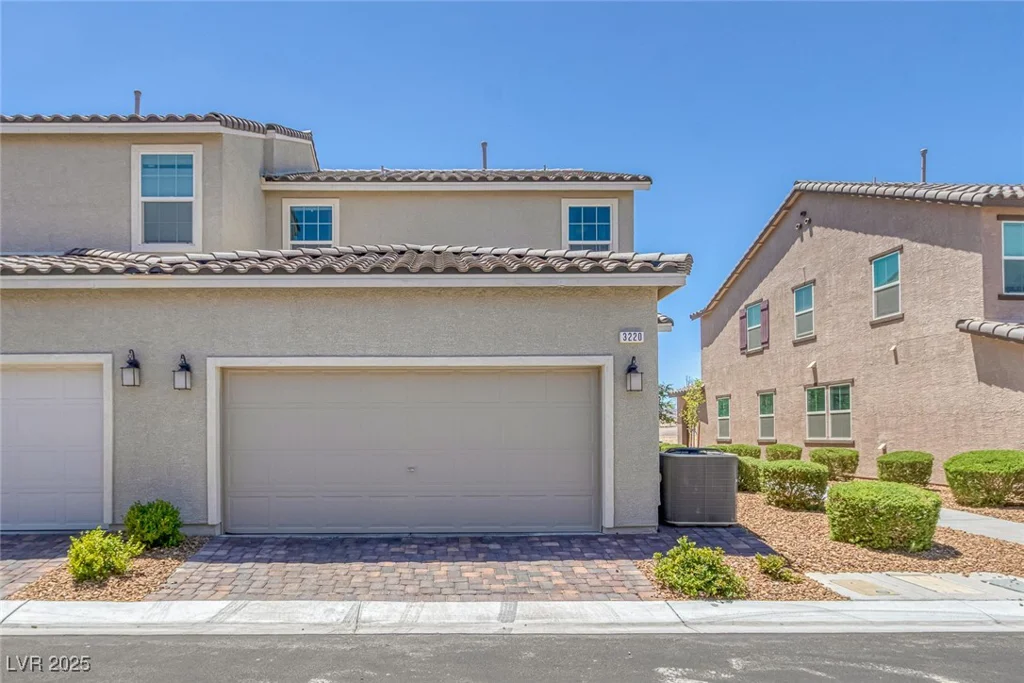3220 Palindrome, Henderson, NV 89044