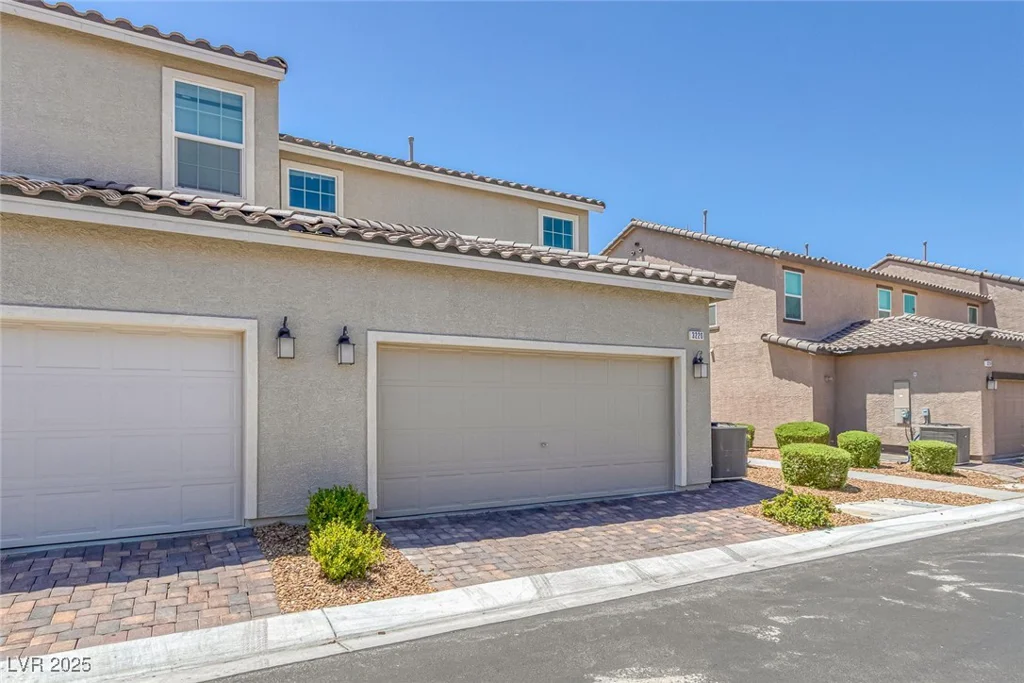 3220 Palindrome, Henderson, NV 89044