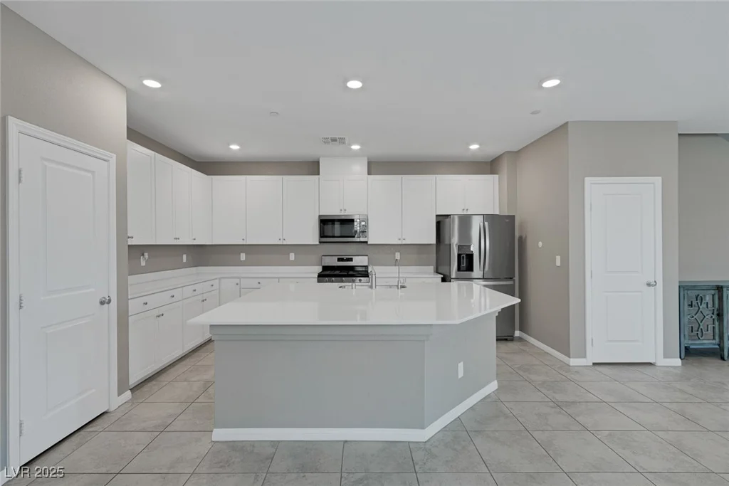 3220 Palindrome, Henderson, NV 89044