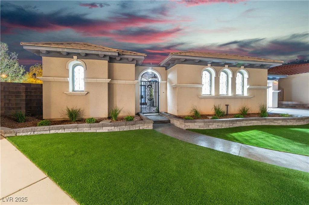3281 Wisteria Tree, Las Vegas, NV 89135