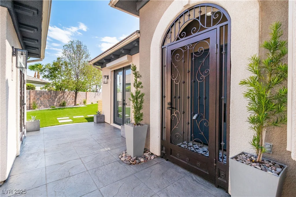 3281 Wisteria Tree, Las Vegas, NV 89135