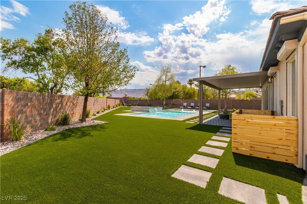3281 Wisteria Tree, Las Vegas, NV 89135