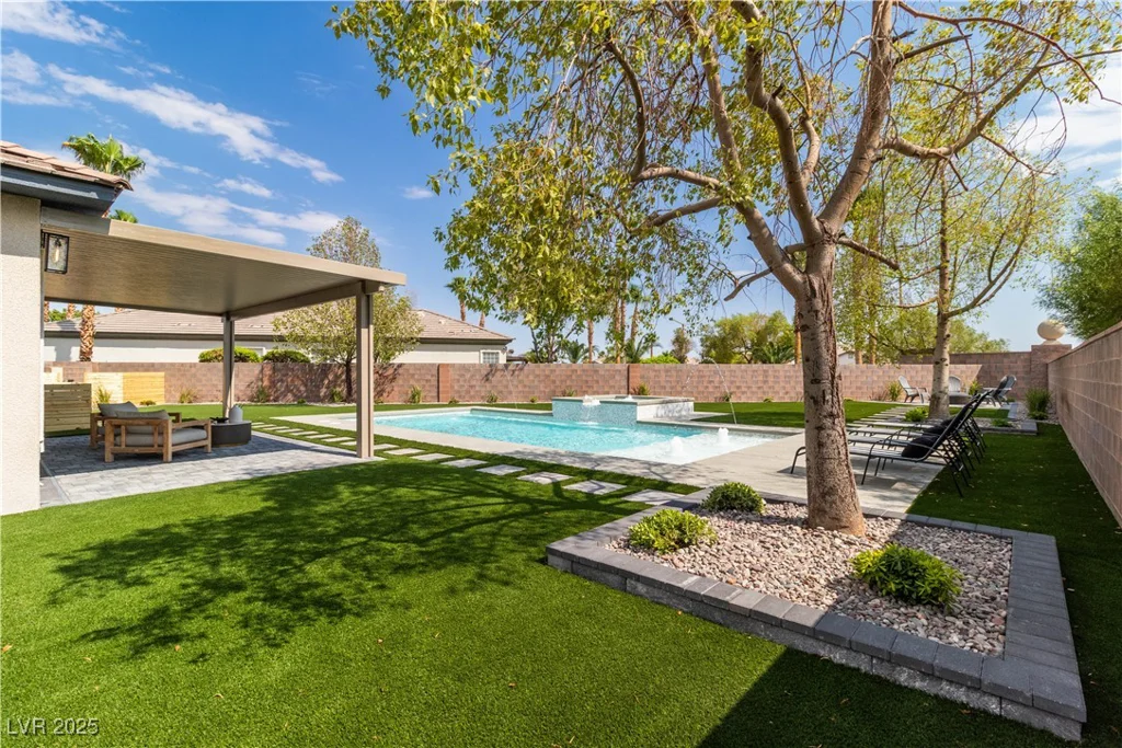 3281 Wisteria Tree, Las Vegas, NV 89135