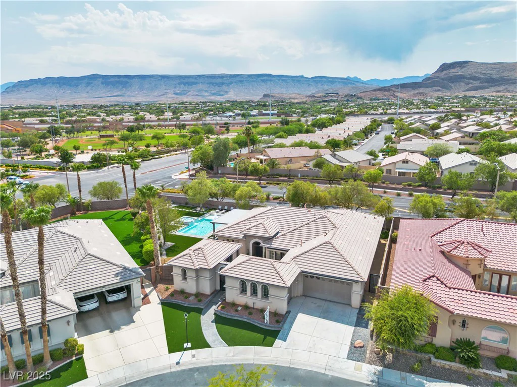 3281 Wisteria Tree, Las Vegas, NV 89135