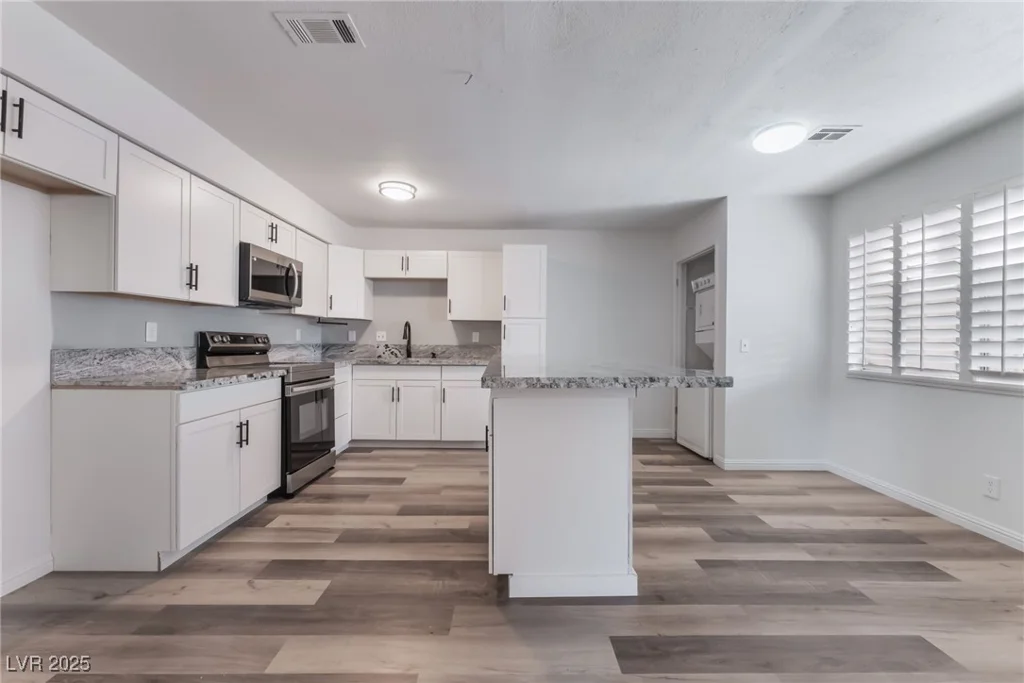 865 Mantis, Las Vegas, NV 89110