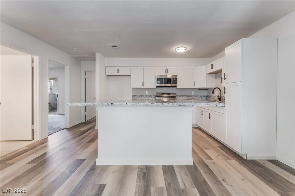 865 Mantis, Las Vegas, NV 89110