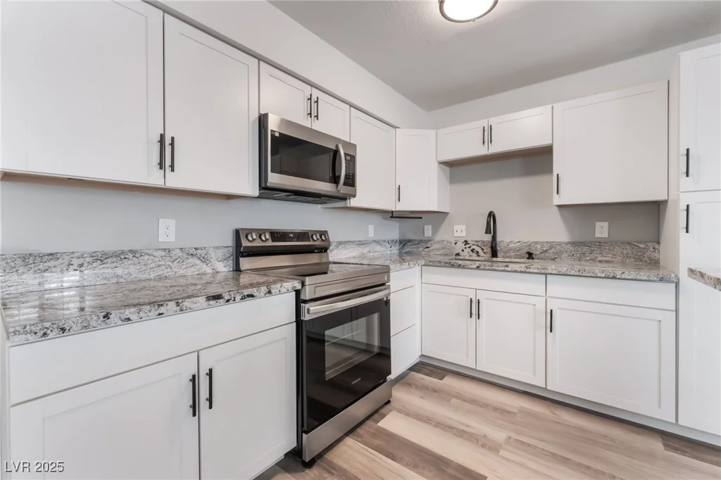 865 Mantis, Las Vegas, NV 89110