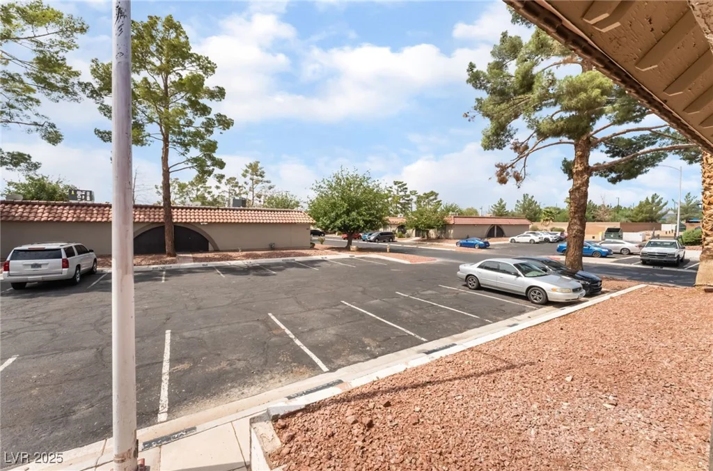 865 Mantis, Las Vegas, NV 89110