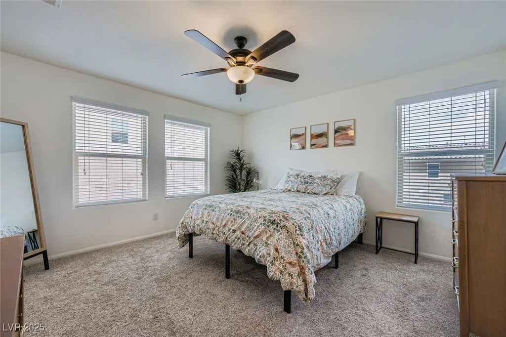 7529 Whitman Colonial, Las Vegas, NV 89166