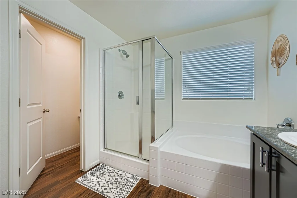 7529 Whitman Colonial, Las Vegas, NV 89166