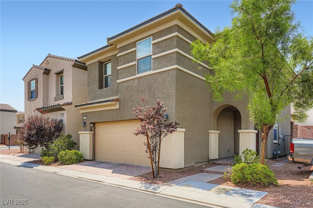 7529 Whitman Colonial, Las Vegas, NV 89166