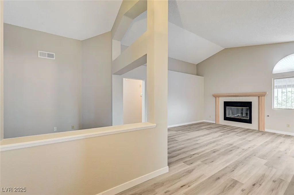 6452 Burlwood, Las Vegas, NV 89108