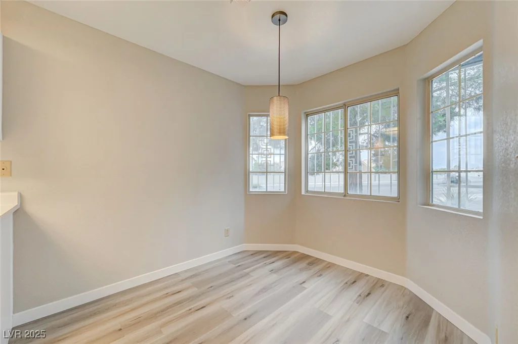 6452 Burlwood, Las Vegas, NV 89108