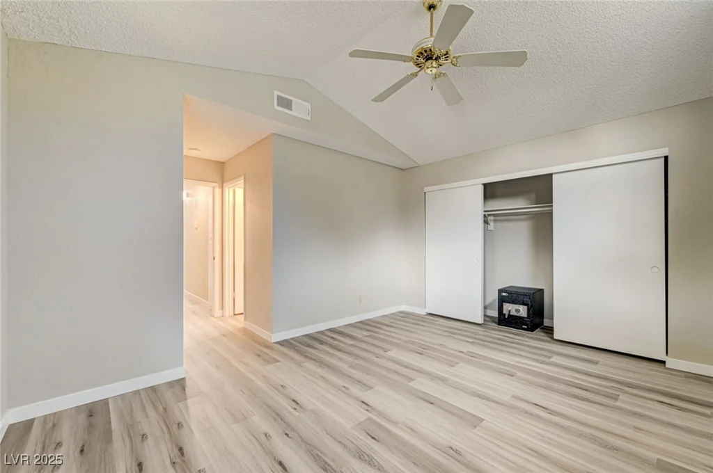 6452 Burlwood, Las Vegas, NV 89108