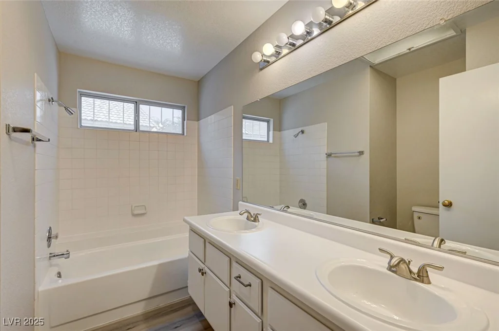 6452 Burlwood, Las Vegas, NV 89108