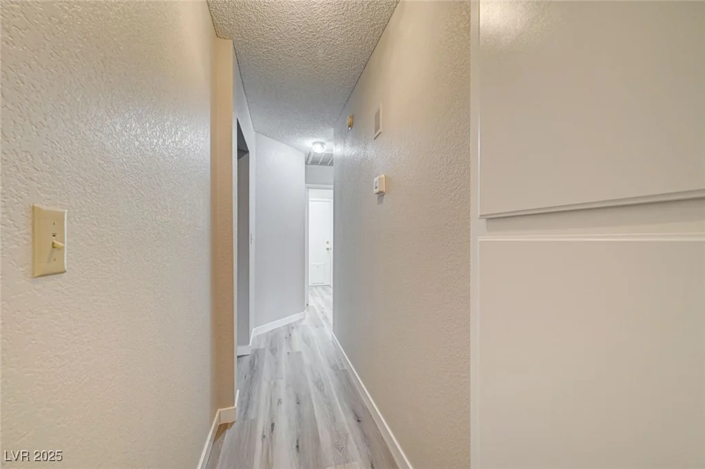 6452 Burlwood, Las Vegas, NV 89108
